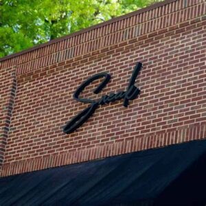 SNEAK CLT – Cocktail Bar